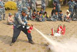 10歲以下的孩子可以參加黃埔名將軍事夏令營(yíng)嗎？