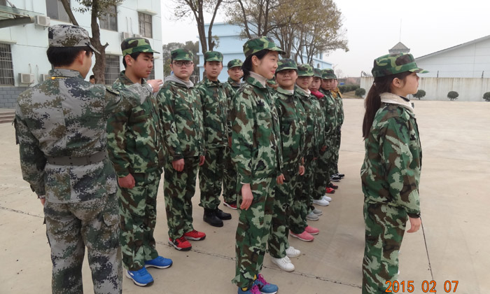 軍事基礎隊列訓練