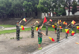 練習(xí)旗語