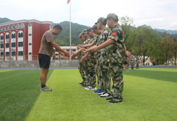 紅泉文化軍事夏令營帶給孩子的收獲有哪些？