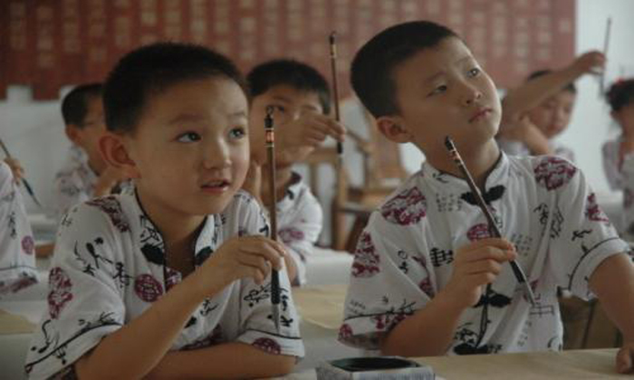 天府之國文化體驗(yàn)與團(tuán)隊(duì)合作挑戰(zhàn)游學(xué)營