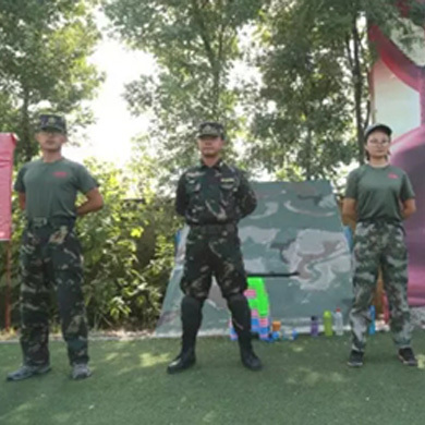 軍事特訓(xùn)給你一個(gè)別樣假期