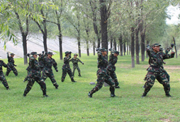 淮安中學(xué)生軍事夏令營(yíng)等你來(lái)挑戰(zhàn)！