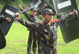 淮北軍事夏令營(yíng)幫助孩子改掉不良習(xí)慣