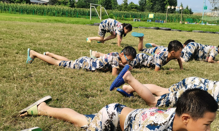 華南軍事夏令營(yíng)需要準(zhǔn)備哪些