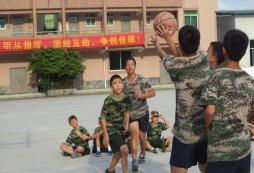 小學生參加華南軍事夏令營怎么樣？
