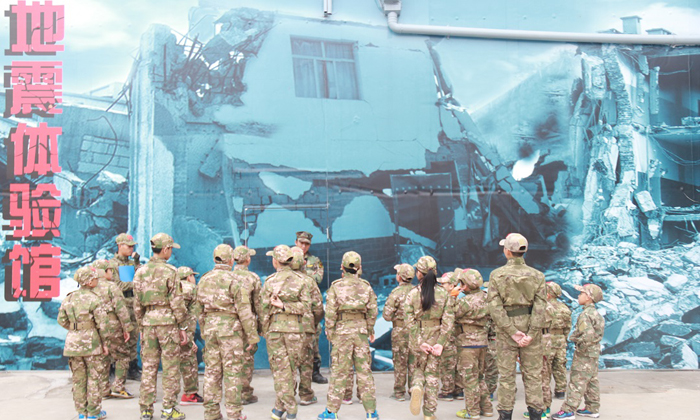 青少年參加澳門(mén)軍事訓(xùn)練營(yíng)可以收獲些什么.jpg