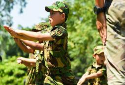 廣東軍事夏令營(yíng)值不值得中小學(xué)生參加