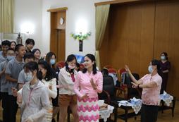 載歌載舞