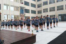 這個(gè)假期湖北軍事夏令營(yíng)點(diǎn)燃孩子夏日激情