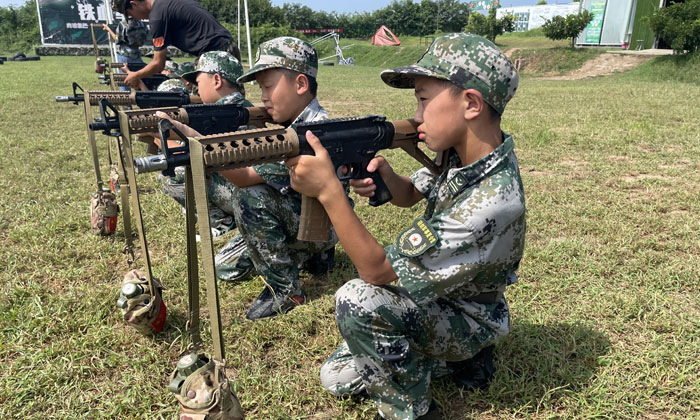 湖北軍事夏令營價(jià)格多少 