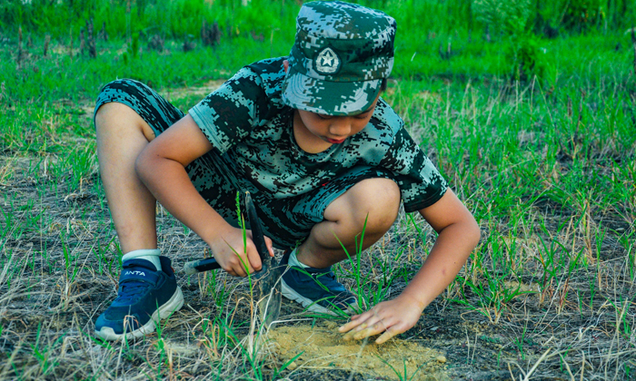 湖北軍事夏令營價(jià)格多少 