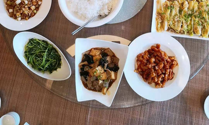 營(yíng)養(yǎng)午餐