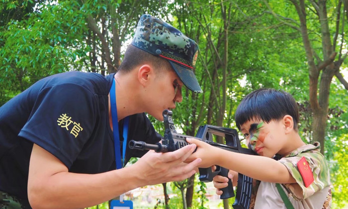 乘風(fēng)軍事夏令營安全保障活動