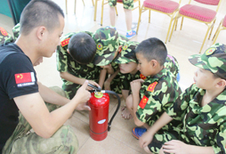 6歲左右的孩子適合參加湖南夏令營嗎？