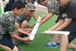 湖南軍事夏令營(yíng)培養(yǎng)發(fā)展孩子的好奇心