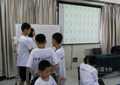 湖南有特色一點(diǎn)的學(xué)能夏令營(yíng)機(jī)構(gòu)嗎？
