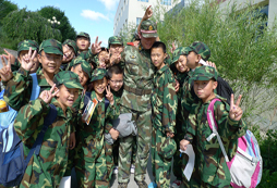 中小學(xué)生參加湖南軍事夏令營(yíng)的報(bào)名條件是什么？