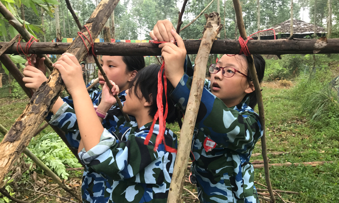 青少年戶外技能夏令營報(bào)名哪家好