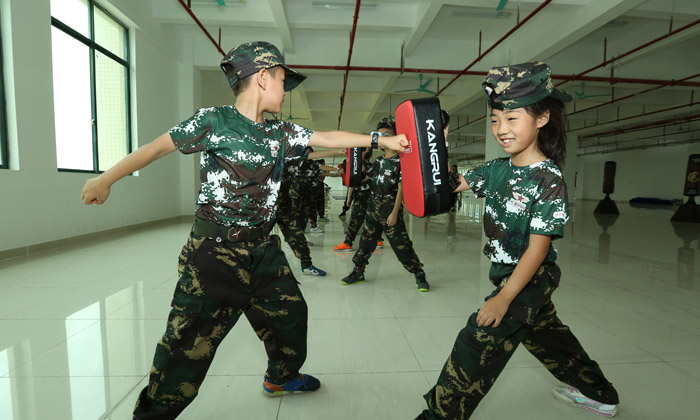 軍事搏擊