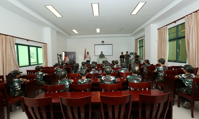 軍事教育