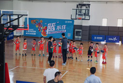 教練在說著什么