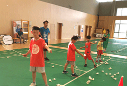 宏優(yōu)體育羽毛球夏令營有哪些優(yōu)勢？
