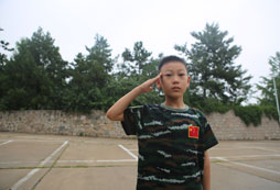 參加2024北京小學(xué)生暑期軍訓(xùn)夏令營安全嗎?
