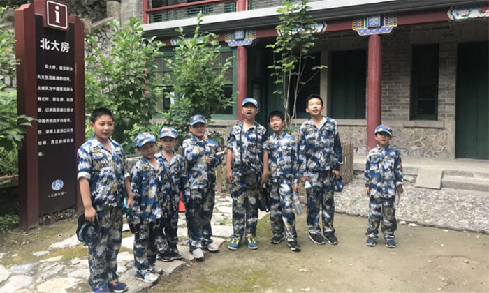 兄弟間的合照