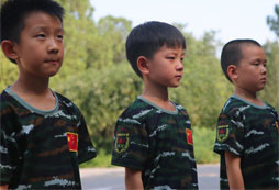 巨峰軍事夏令營有哪些安全保障？