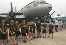 巨峰軍事夏令營讓孩子快樂成長