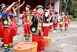 挑扁擔(dān)