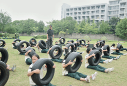 杭州聚冠教育軍事夏令營讓孩子有一個不一樣的假期