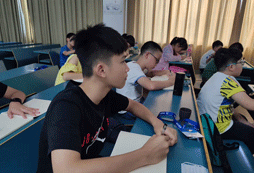 杭州聚冠教育夏令營課程特色
