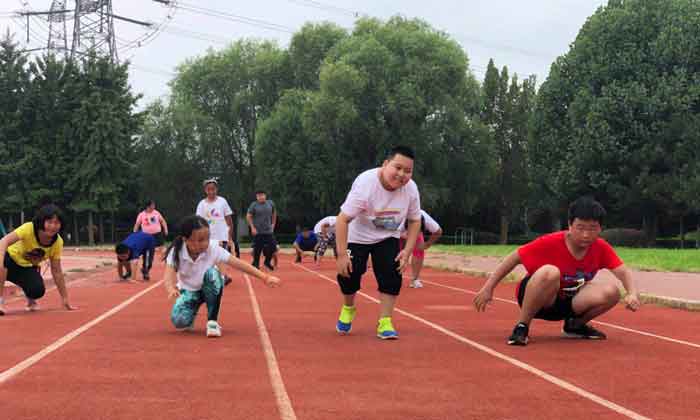 中小學(xué)生減肥夏令營