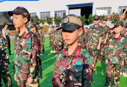 江西軍事夏令營(yíng)的師資力量怎么樣？