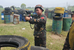 江西軍事夏令營幫助孩子養(yǎng)成良好習(xí)慣