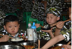中小學(xué)前往焦作參加軍事夏令營(yíng)安全嗎？