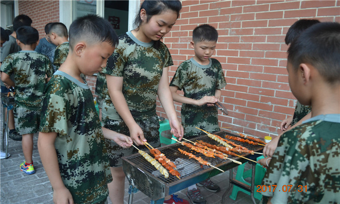 焦作夏令營中有最適合中國青少年的素質(zhì)訓練方式
