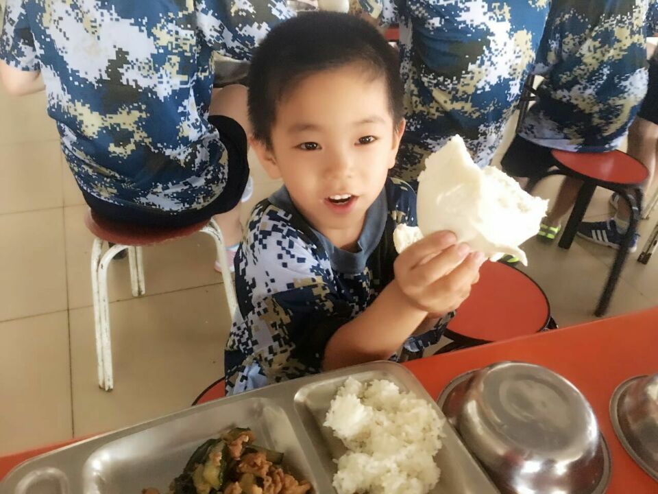 參加國慶節(jié)假日活動夏令營行為規(guī)范有哪些?