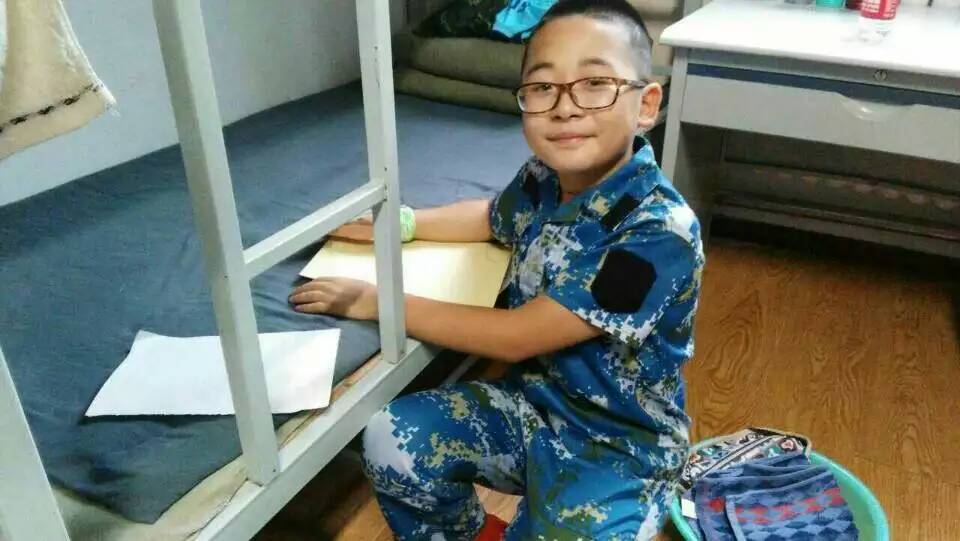 參加暑假假日營孩子能把帶作業(yè)過去寫嗎？
