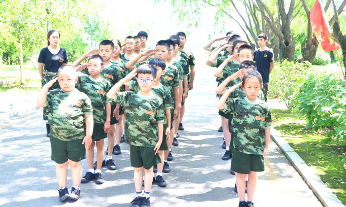 吉林軍事夏令營(yíng)哪家好