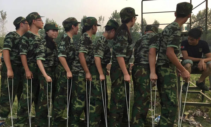 7到16歲的孩子參加吉林軍事拓展夏令營(yíng)課程特色是怎樣的呢？.jpg