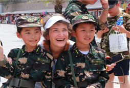 參加濟(jì)南青少年夏令營全面塑造孩子意志力