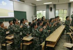 參加金華軍訓(xùn)夏令營(yíng)的安全保障有哪些呢？