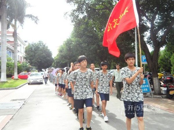 我們一起去拉練