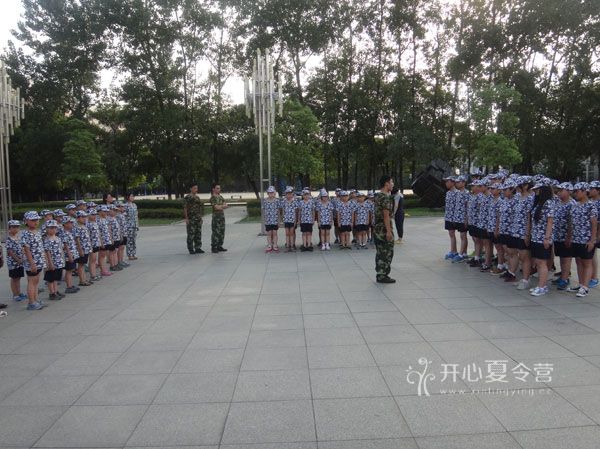 為什么要給孩子選擇中國軍旅文化夏令營？