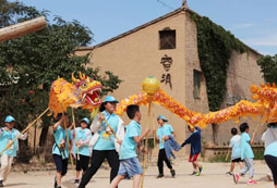 假日小隊(duì)新加坡MINI留學(xué)夏令營帶給孩子哪些成長？