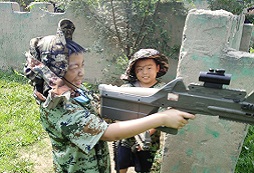 中國(guó)軍事將帥夏令營(yíng)以誠(chéng)心迎接青少年的暑假