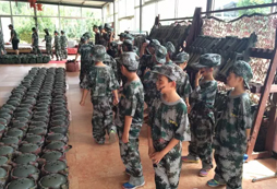 軍事夏令營(yíng)分離孩子變勇敢的五種方法